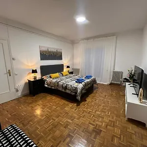 Rambla Catalunya Couette-café